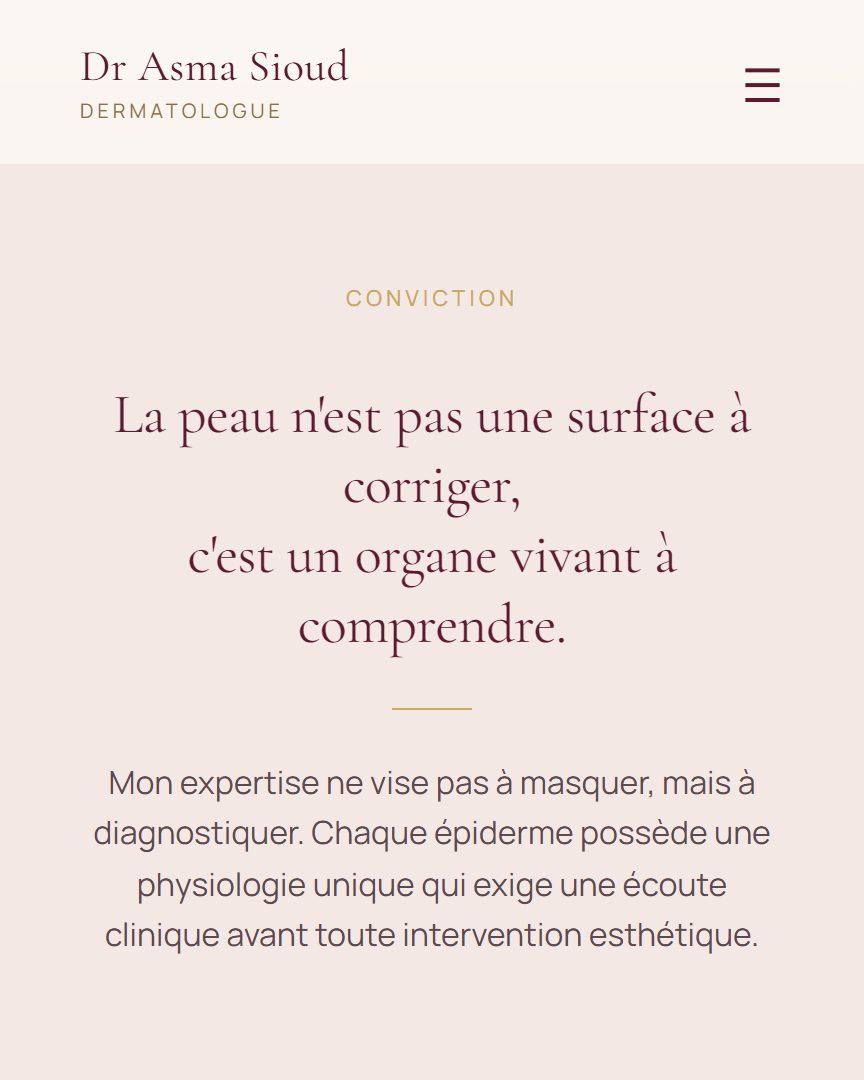 La page du Dr Asma Sioud, dermatologue à Tunis, vue sur un téléphone.